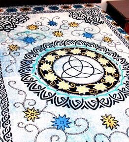 Triquetra Sunflower Celtic Knot Tapestry, Irish Twin Bed Spread, Renaissance Wall Hanging, Welsh Table Cloth, 100% Cotton Decoration